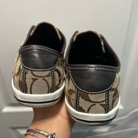 Vintage Coach slip on sneakers with classic coach print - Picture 2 of 7